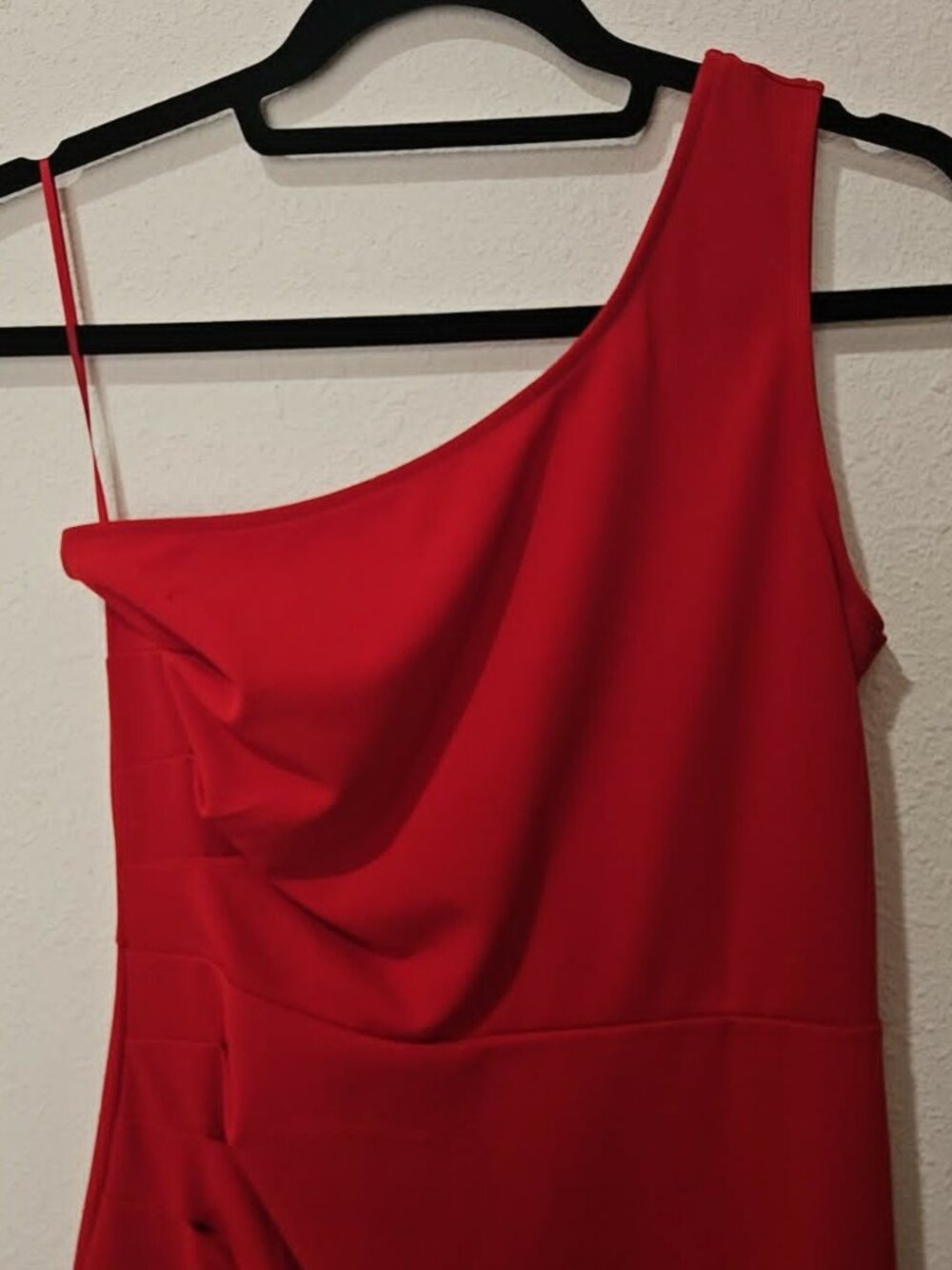 One shoulder red evening dress